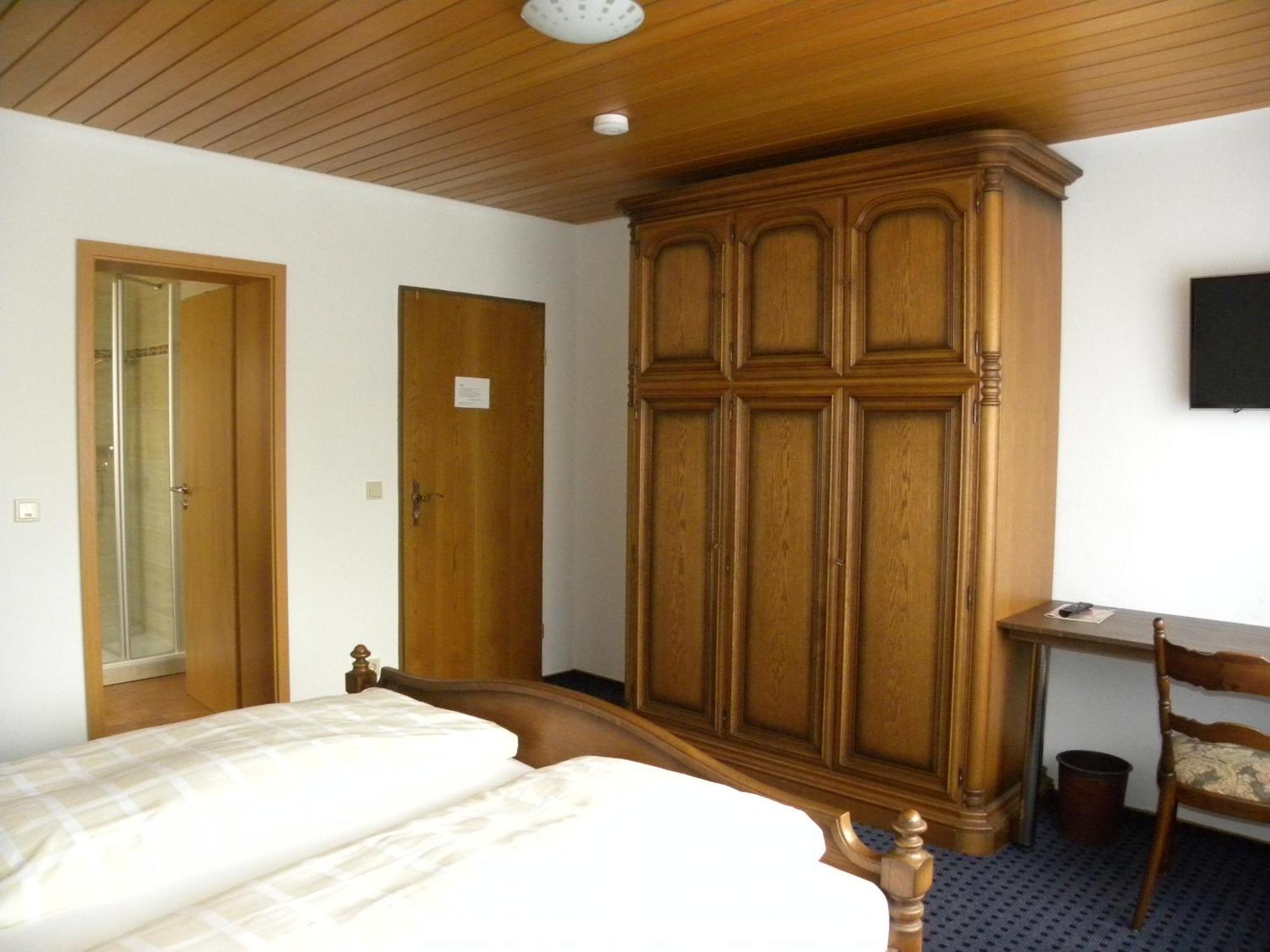 Thueringer Hof Hotel Richelsdorf Room photo