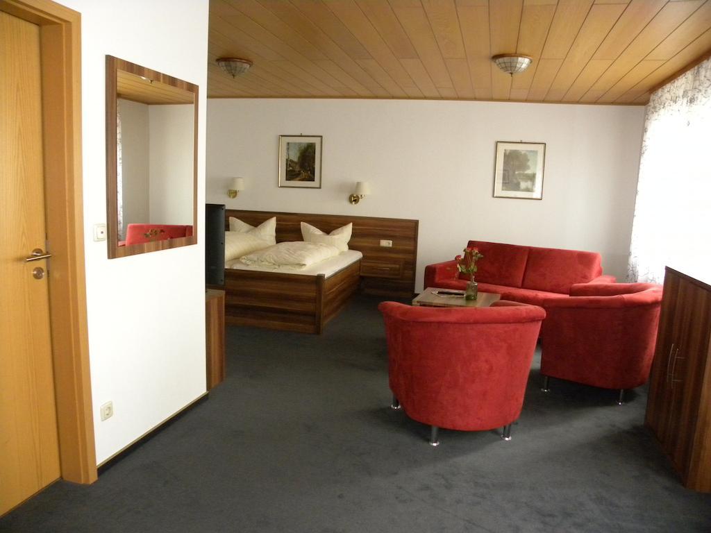 Thueringer Hof Hotel Richelsdorf Room photo